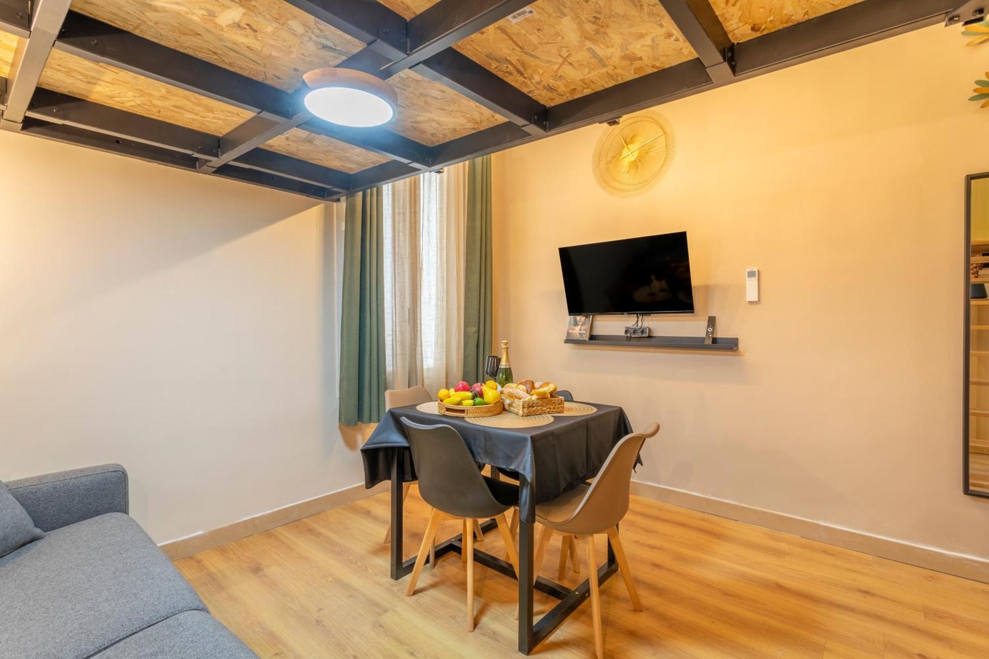 Adira Marseille Montgrand 2 Etoiles Apartment Exterior photo